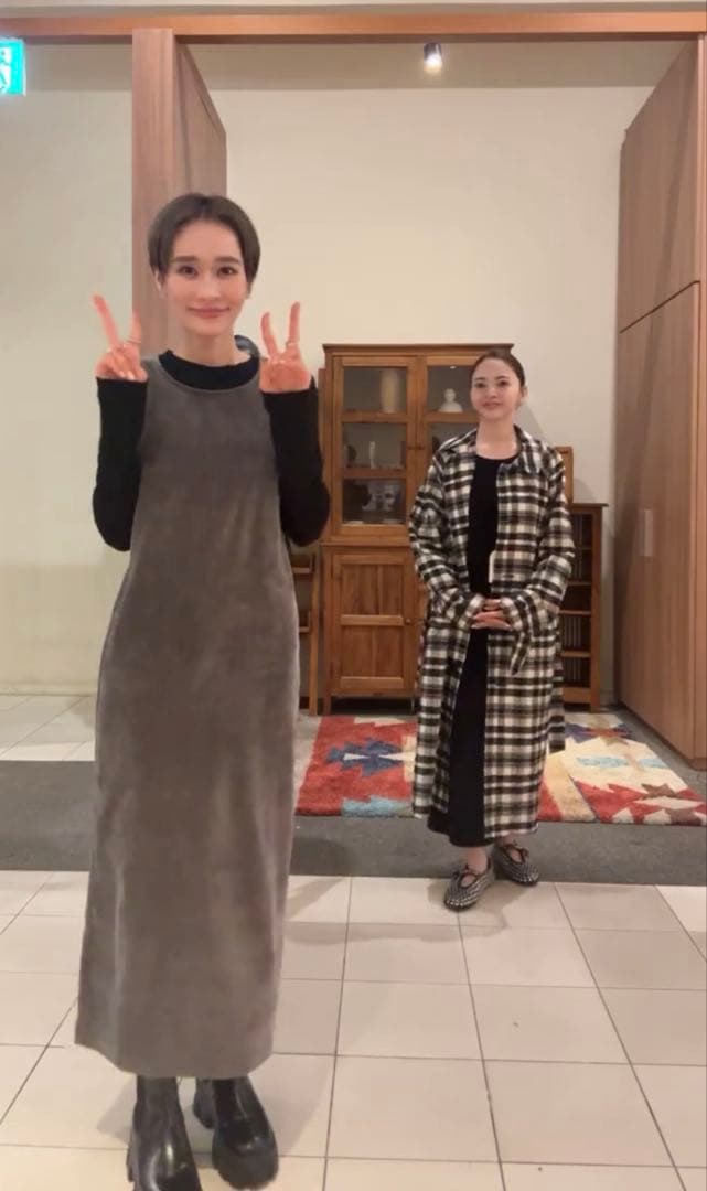 ELLIE エリー ベロアワンピース S 新品未使用