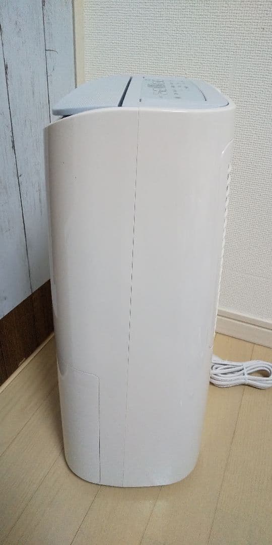 コンプレッサー式なので電気代も抑えれてオススメ、SHARP衣類乾燥除湿機