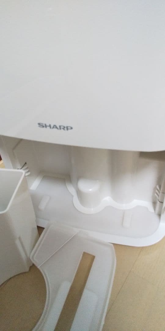 コンプレッサー式なので電気代も抑えれてオススメ、SHARP衣類乾燥除湿機