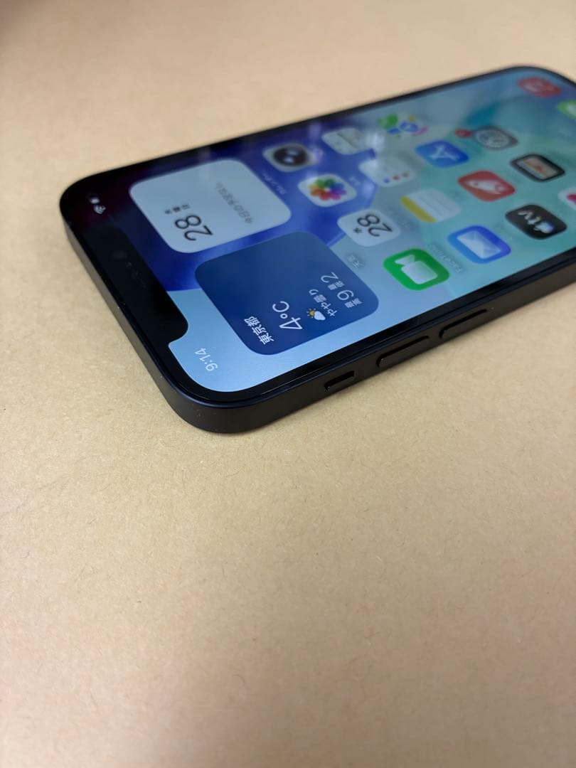iPhone12 SIMフリー　64GB