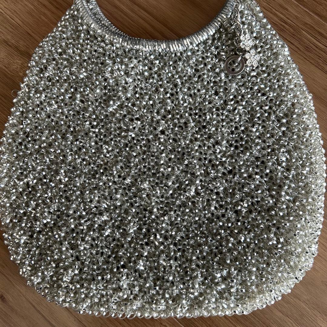 アンテプリマワイヤーバッグシルバー　ラウンド　チャーム付き