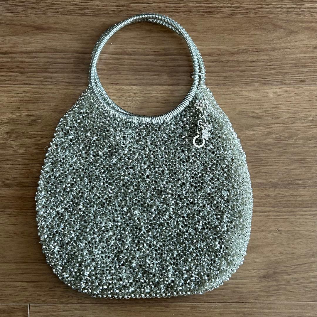 アンテプリマワイヤーバッグシルバー　ラウンド　チャーム付き