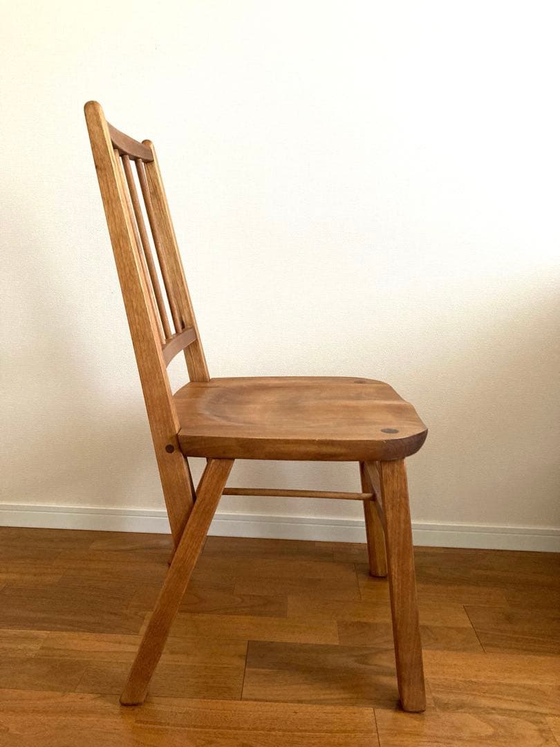 MINO　クルミ材天然木　ダイニングチェア