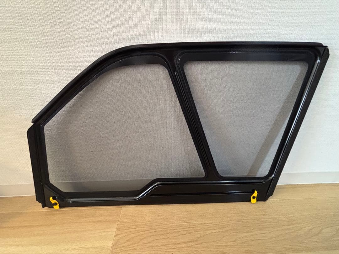 純正　ボンゴ•フレンディ•フリーダ　網戸（フロントドア用）