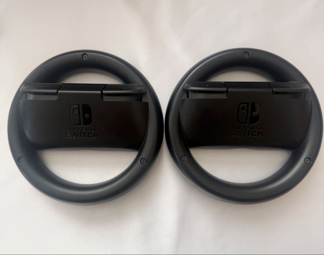 任天堂 Switch本体 有機ELモデルJoy-Con ハンドル 2個セット付き