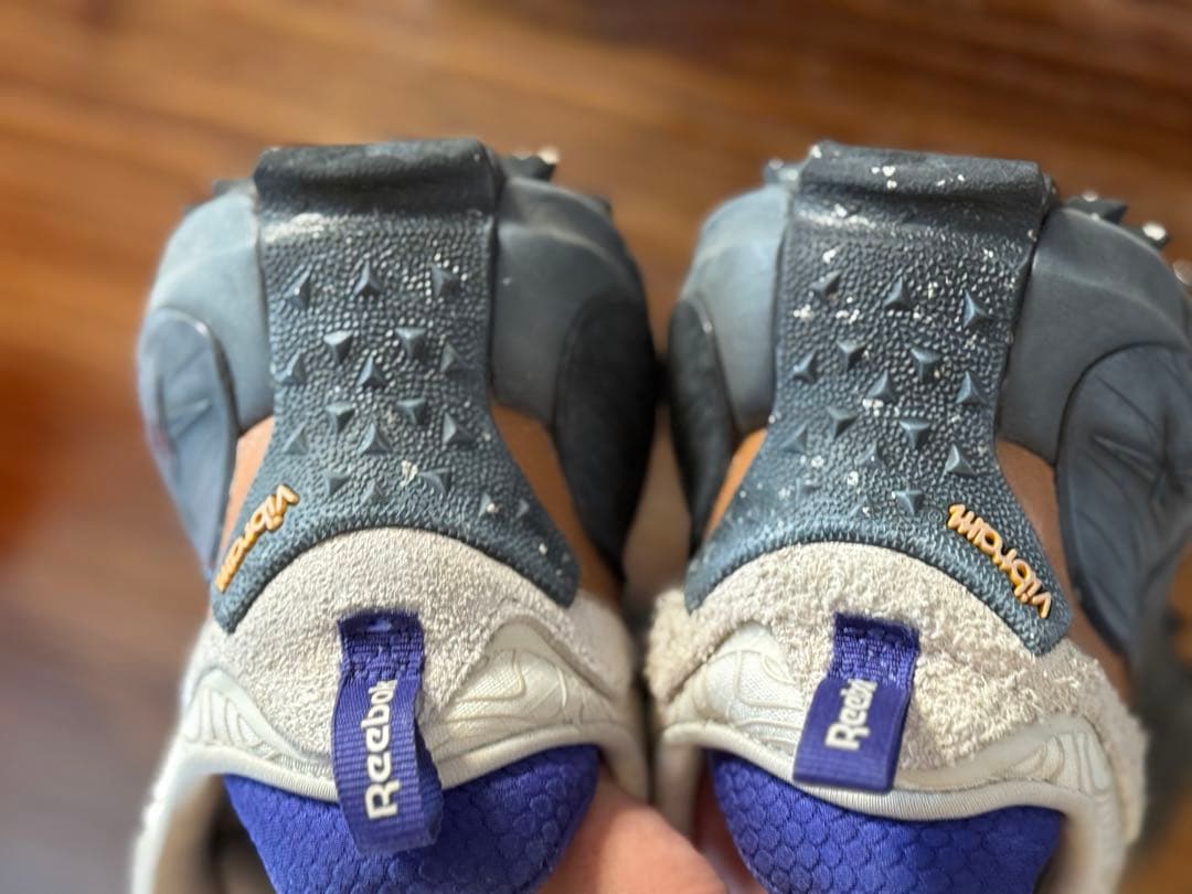 SY　リーボック　zigkinetica 24.5cm ベージュ　ブルー