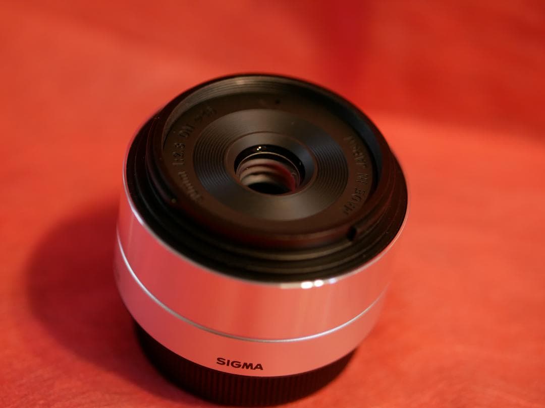 シグマ 30mm F2.8 DN マイクロフォーサーズ用シルバー　Artライン