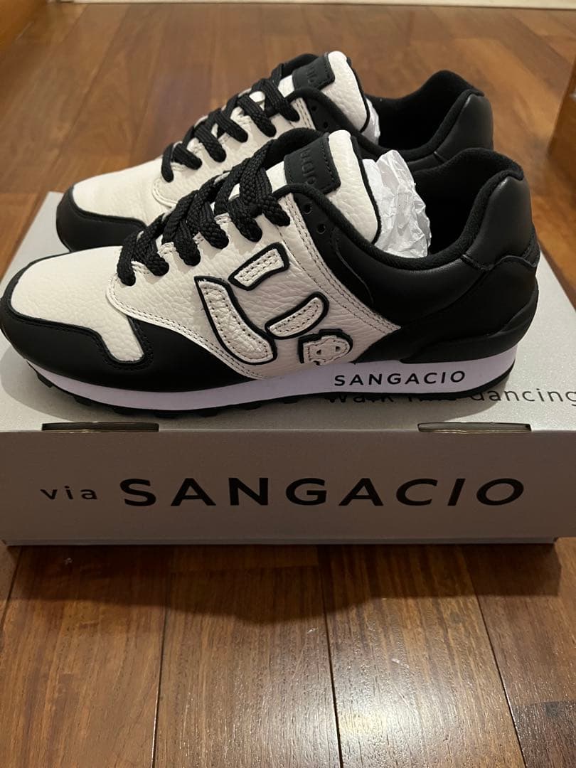 SANGACIO ホワイト/ブラック スニーカー