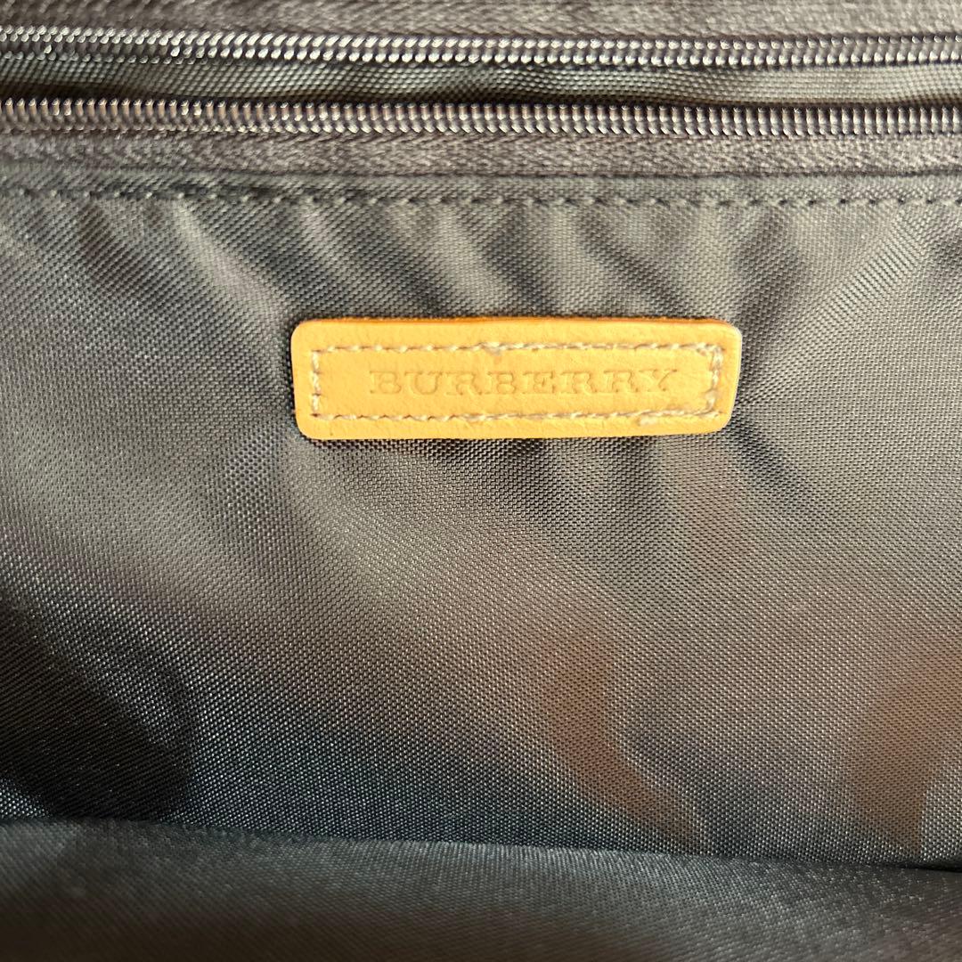 バーバリートートバック