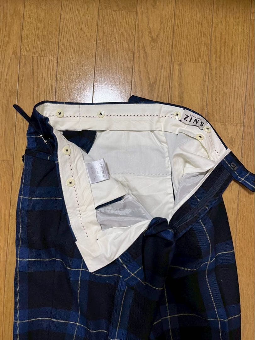 BERNARD ZINS ネイビー チェックスラックス（ハンガー付）