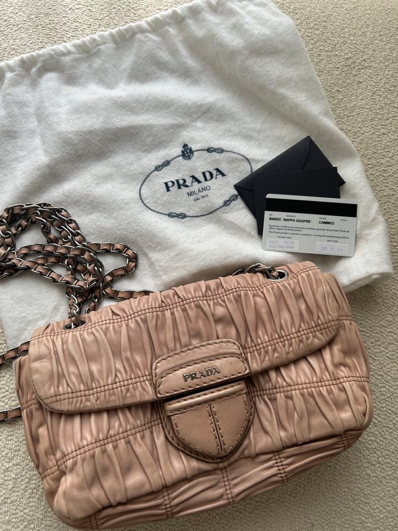 PRADA ショルダーバッグ　NAPPA GAUFRE