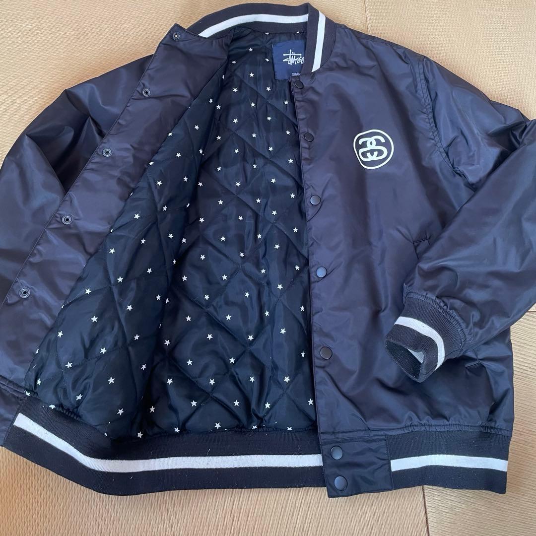 STUSSY スタジャン　ジャケット　バックプリント　ブラック　Ssize