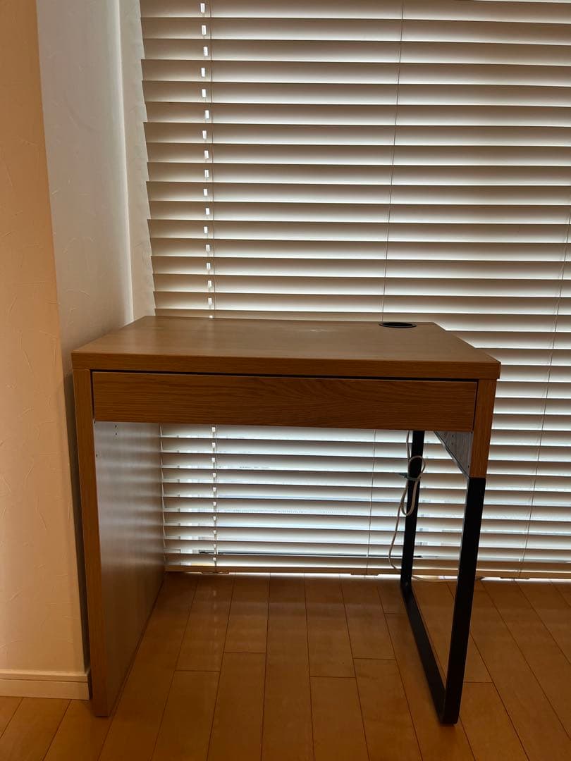 IKEAミッケ　オーク調　シンプルデスク 引き出し付き