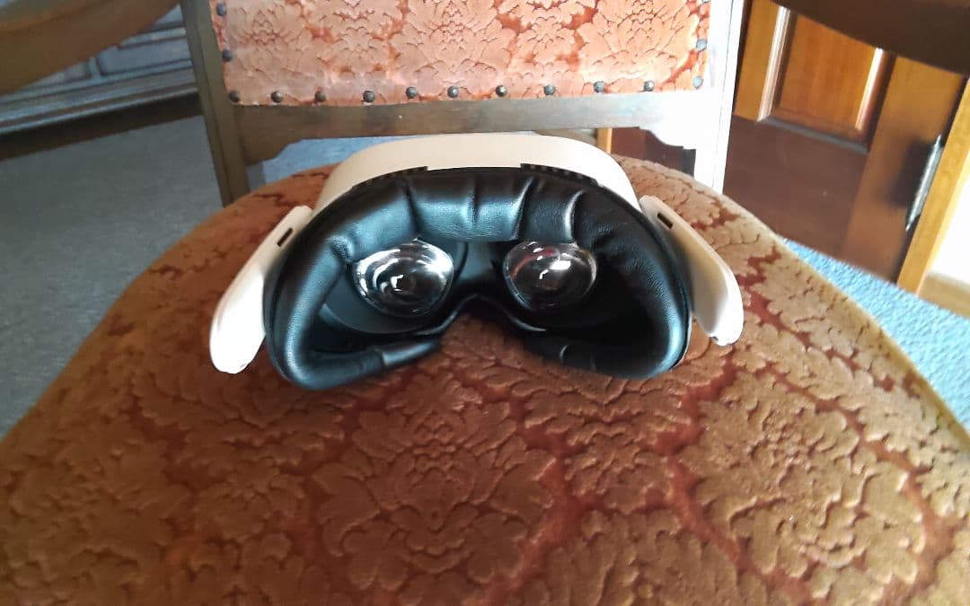  Quest 3S 128GB VRヘッドセット 充電ケーブル付き