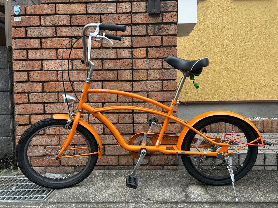 兵庫県神戸市より！ビーチクルーザー　アメ車自転車　オレンジです。
