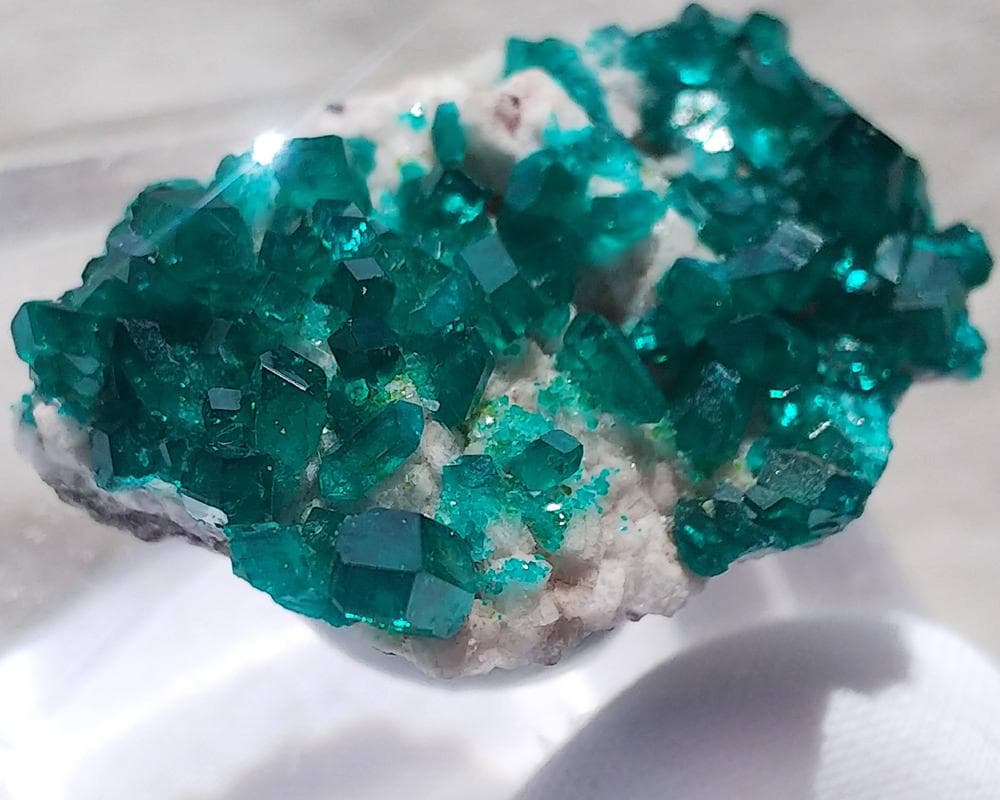 405 ダイオプテーズ ドロマイト 翠銅鉱 ツメブ鉱山産