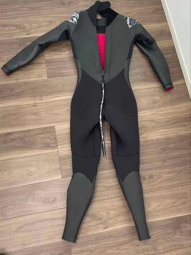 O'Neill ドライスーツ