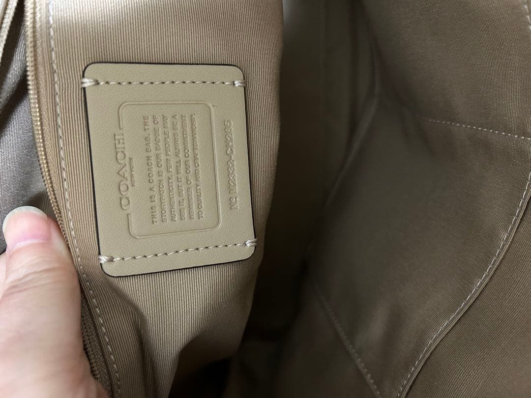 【期間限定セール】COACH トート 希少ホワイト ★豪華シグネチャー小物付！