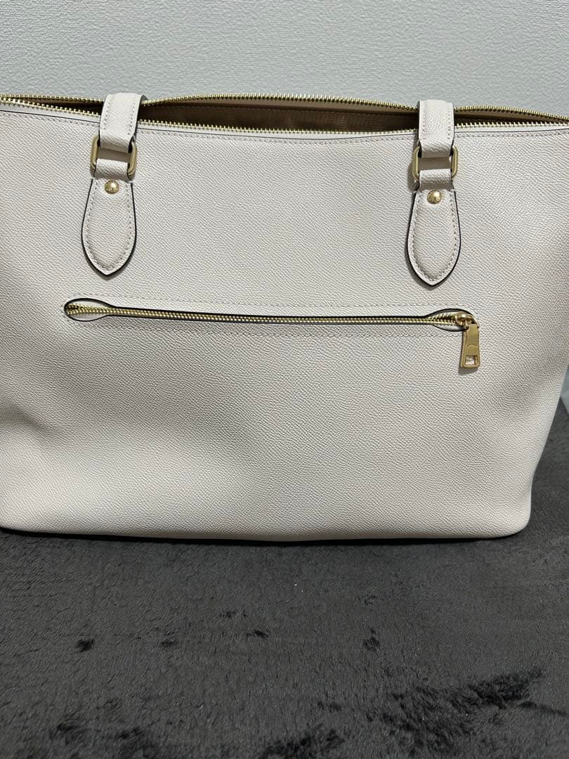 【期間限定セール】COACH トート 希少ホワイト ★豪華シグネチャー小物付！