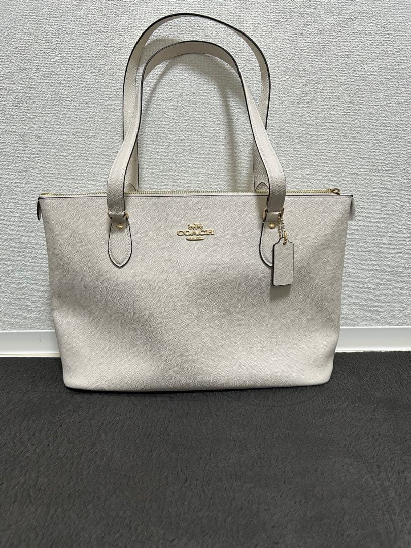 【期間限定セール】COACH トート 希少ホワイト ★豪華シグネチャー小物付！