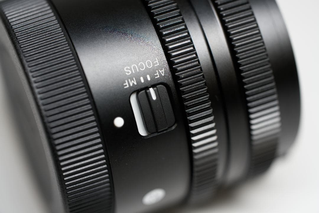 美品 SIGMA 45mm F2.8 DG DN （Eマウント）