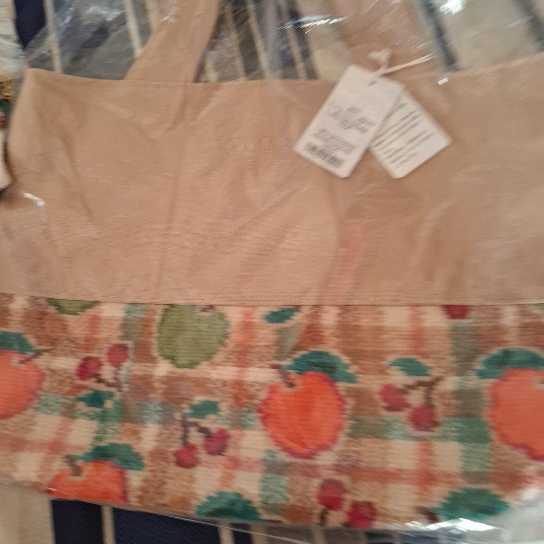 【フェイラーラブラリー♥️新品♥️】 トートバッグ、ハンカチ、ポーチの３点セット