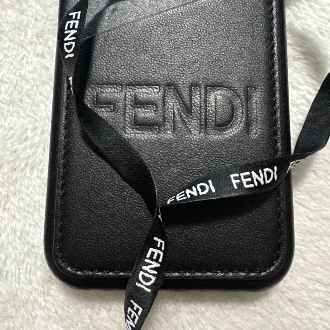 極美品 フェンディ iPhone14ケース 本革 シルバー金具 リボン ブラック