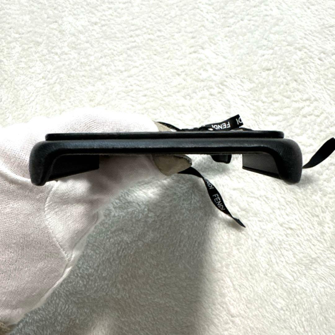 極美品 フェンディ iPhone14ケース 本革 シルバー金具 リボン ブラック