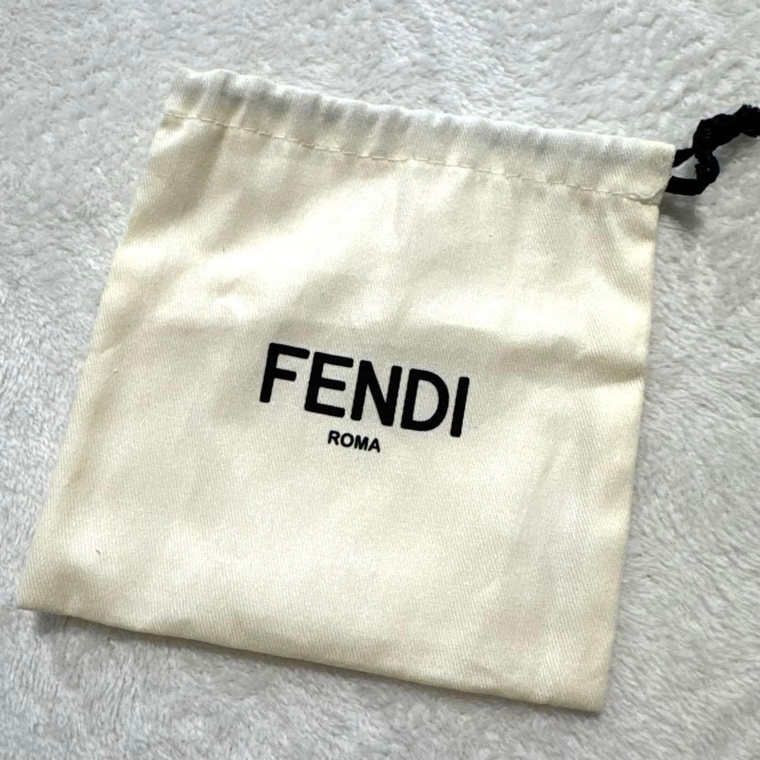 極美品 フェンディ iPhone14ケース 本革 シルバー金具 リボン ブラック