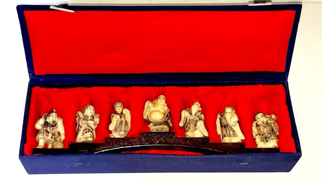 七福神の根付　箱入　飾り台付き