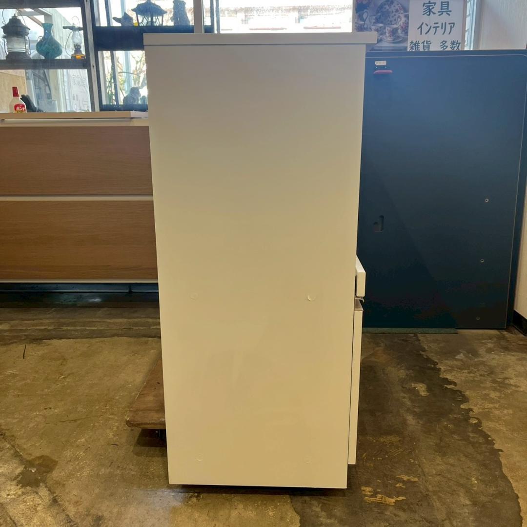 Vanesa Balantakboページ ニトリ キッチンボード