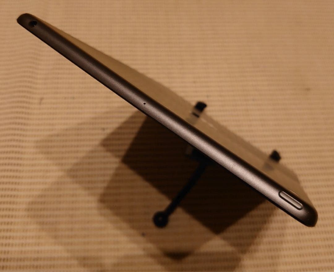 完動品iPad第8世代(A2270)本体32GBグレイ送料込7Q1GC