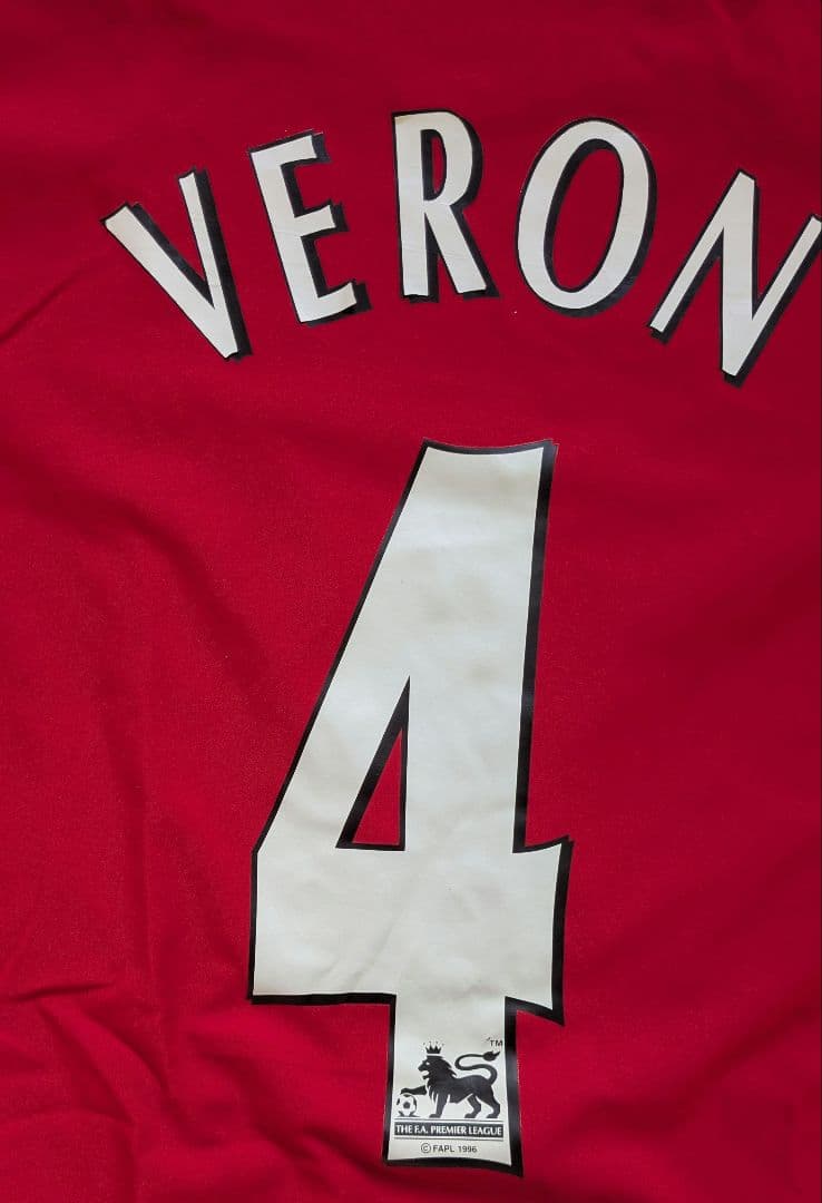 マンチェスターユナイテッド　ユニフォーム　 シャツ　ベロン