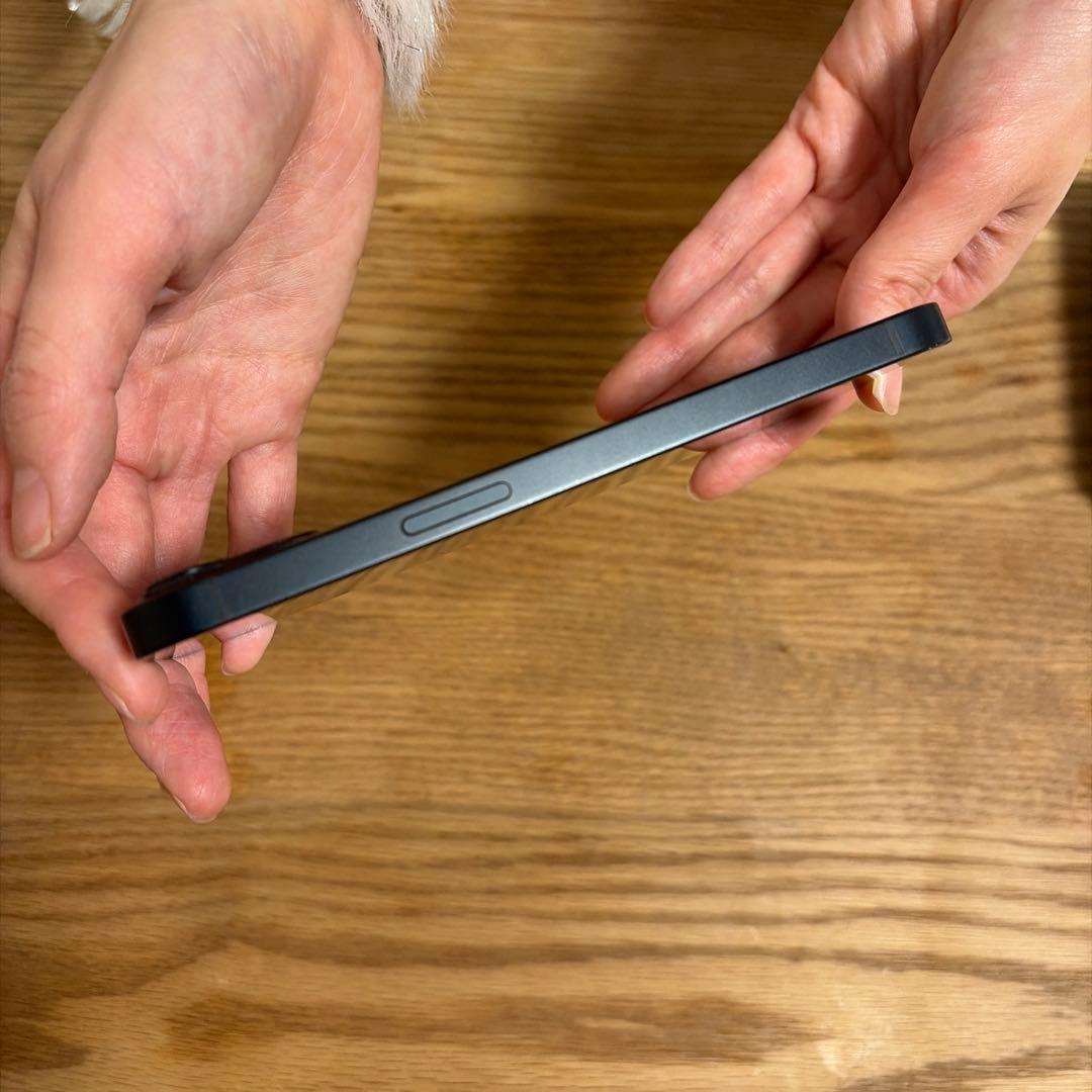 Apple iPhone 13 ミッドナイト 本体 256GB 箱付き　84%