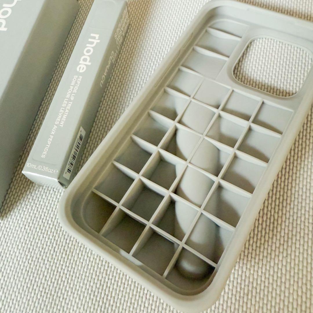 rhode【16pro】LAで購入・スマホケース・リップ付き