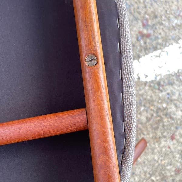 北欧ビンテージ家具　ダイニングチェア　天然木　ファブリック　A