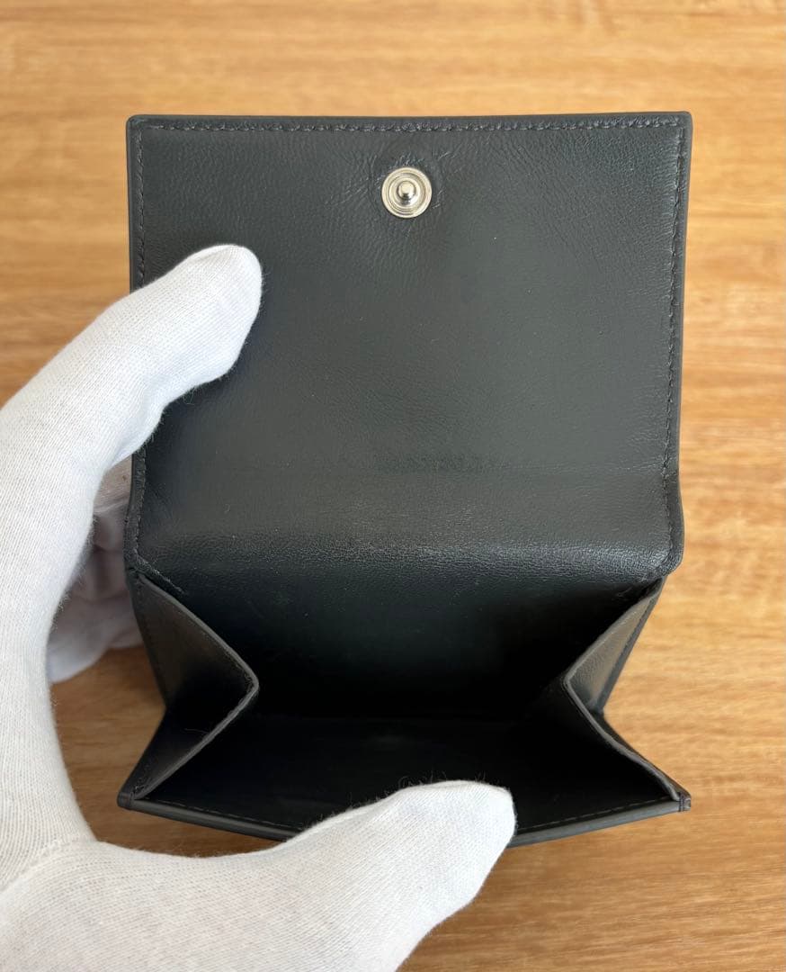 バレンシアガ 三つ折り財布 コンパクト グレー