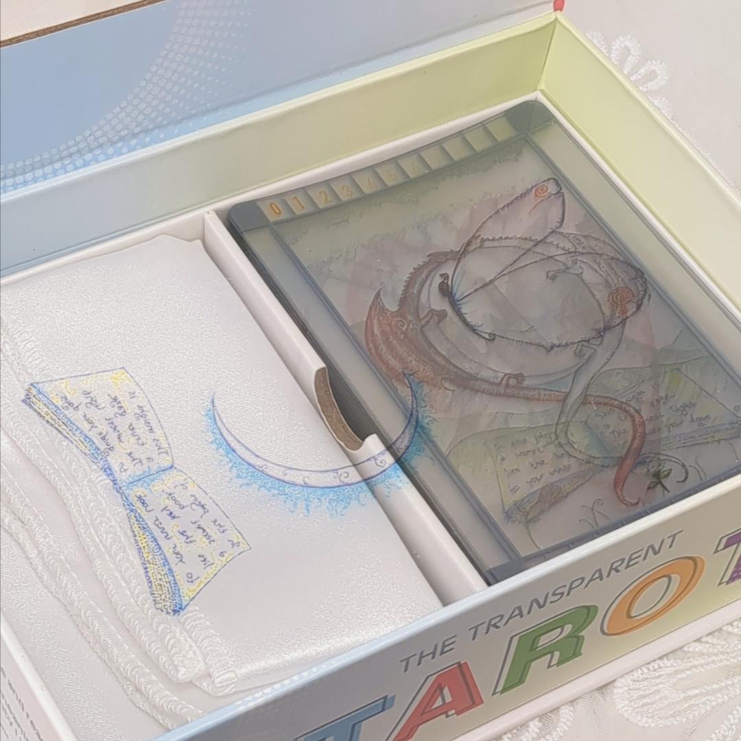 革新的デッキ✨透明なクリアタロット✨THE TRANSPARENT TAROT