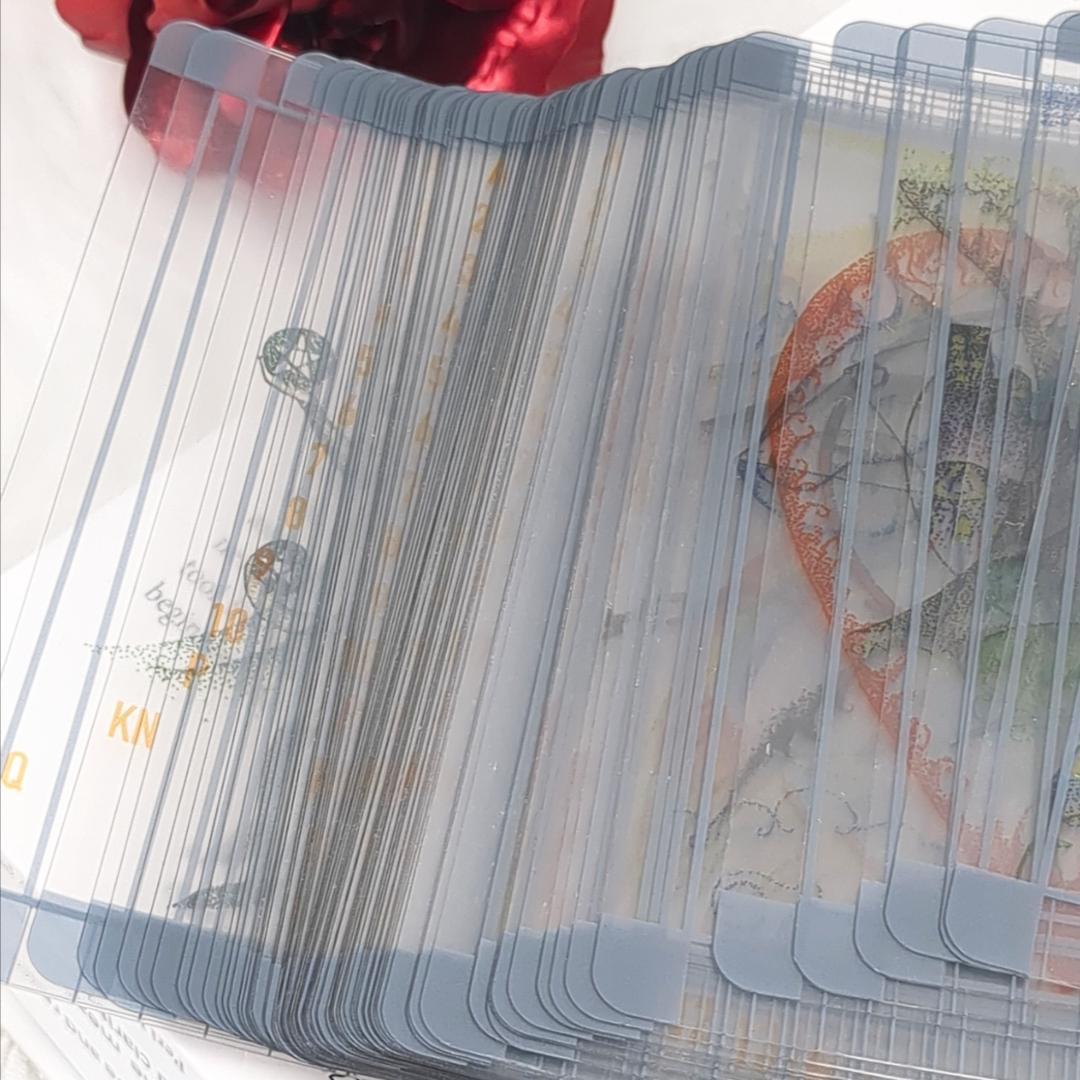 革新的デッキ✨透明なクリアタロット✨THE TRANSPARENT TAROT