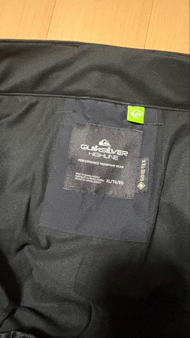 クイックシルバー　mission GORE-TEX スノーボードウェア　XL