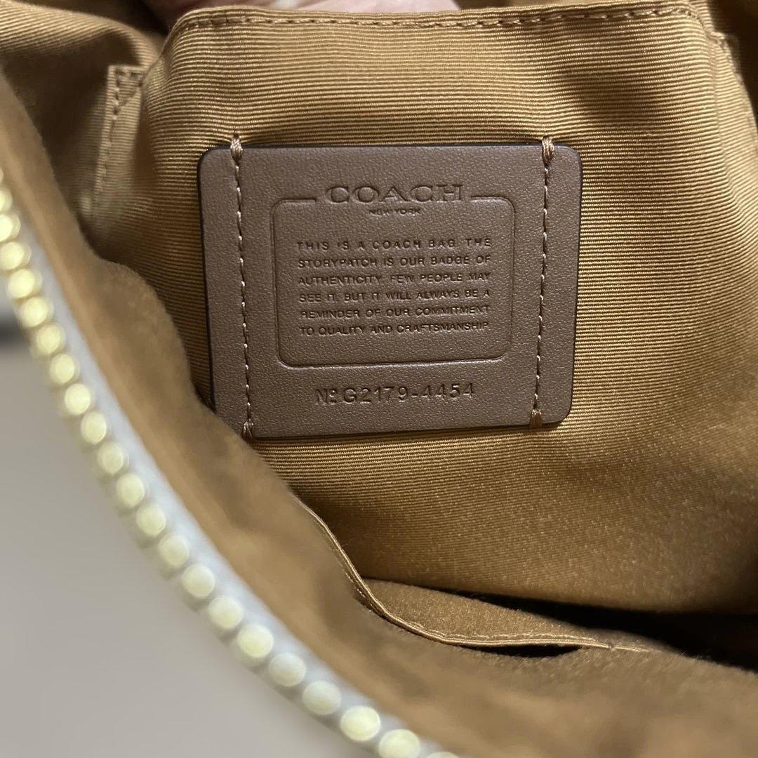 COACH ホワイトトートバッグ