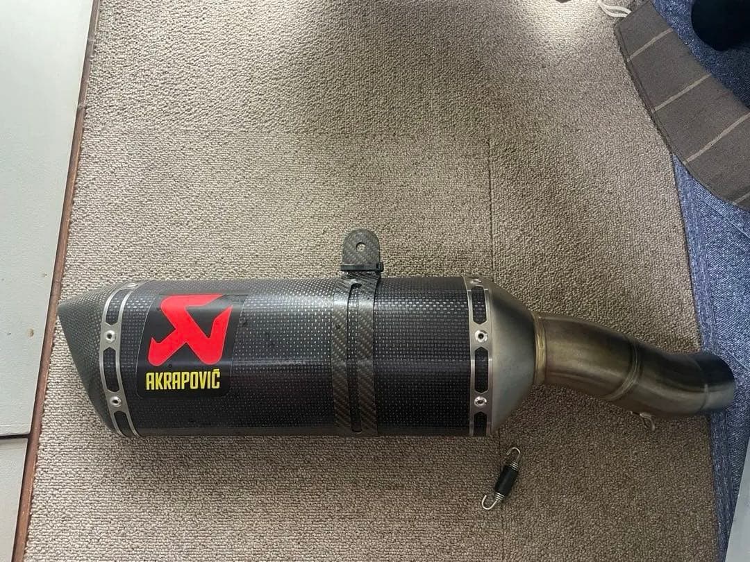 zx6rアクラポビッチ スリップオン