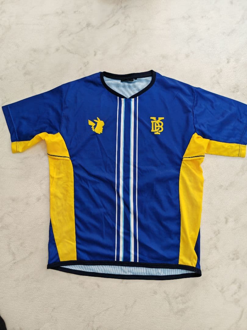 横浜DeNAベイスターズ　ピカチュウ　プラクティスシャツ　Oサイズ