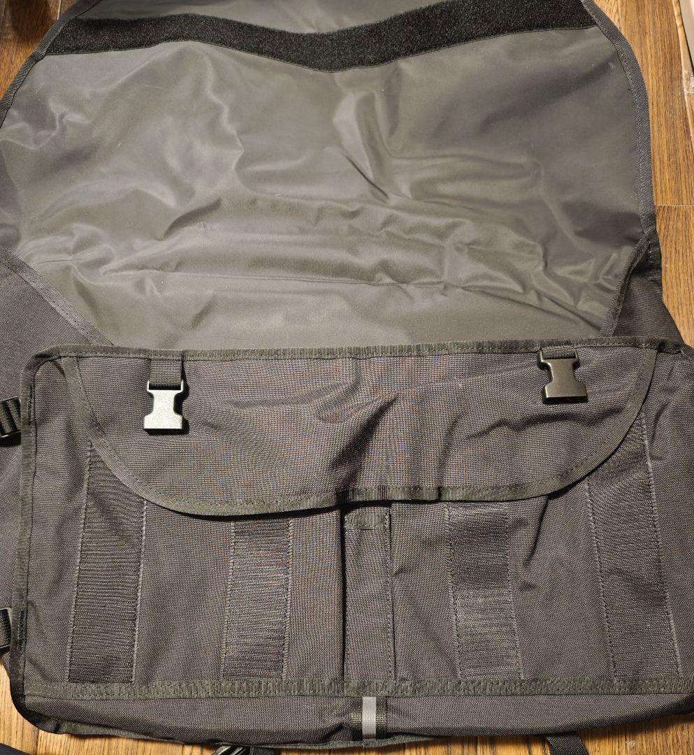 購入前要コメント！CHROMEクローム　ベルリン メッセンジャーバッグ