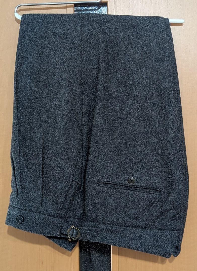 Berwich Scotch BEAMS 46 チャコールグレー フランネル