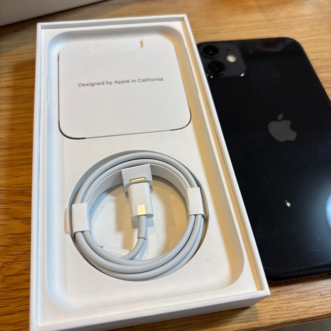 Iphone11 64G 動作異常なし 箱とライトニングケーブル新品付き