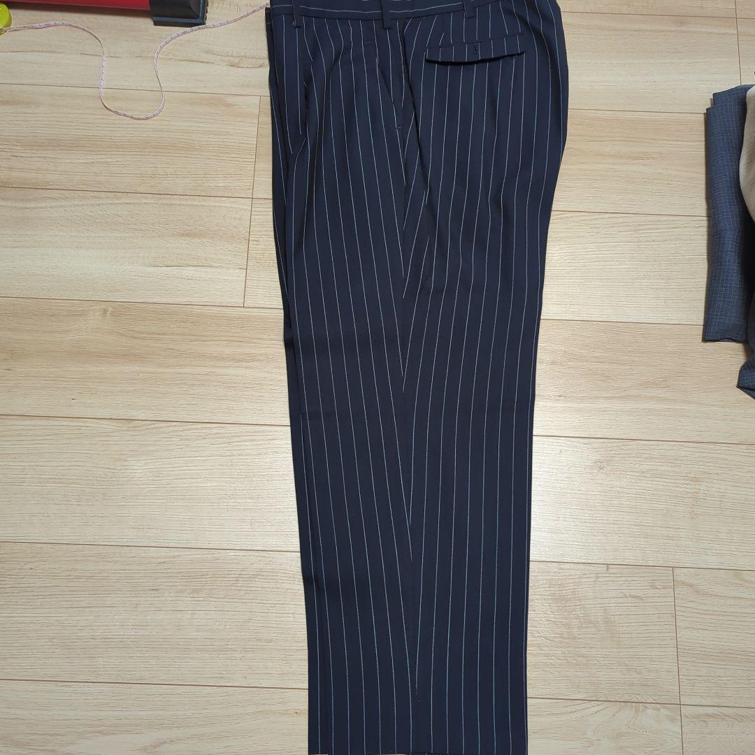 New MeriVale ストライプスーツ