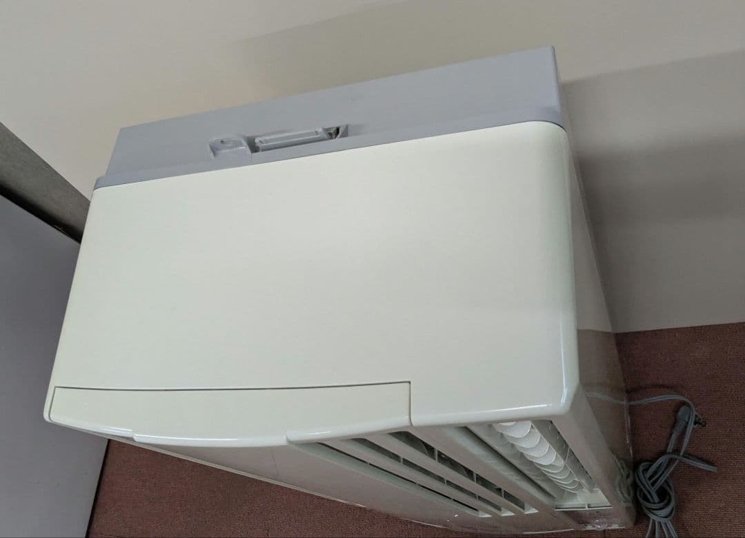 あきら。 コロナ 窓用エアコン CORONA CW-A1616