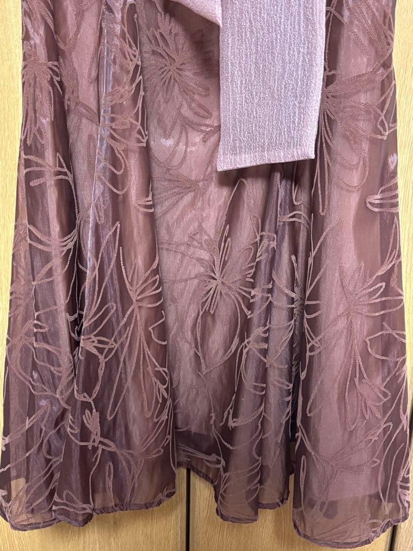 フローラル刺繍ブラウンマキシドレス