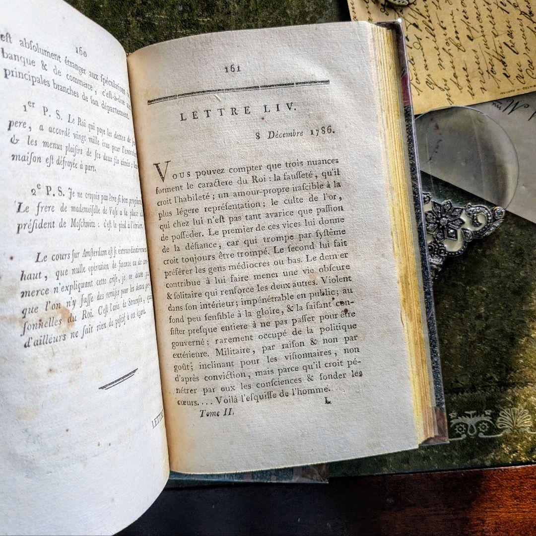 1789年　思わず手袋で触りたくなる♪ベルリン宮廷秘史アンティーク本２冊古書洋書